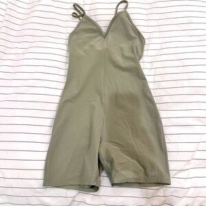 Alo Suns Out Onesie, New worn once, limestone.All items are from my own closet.